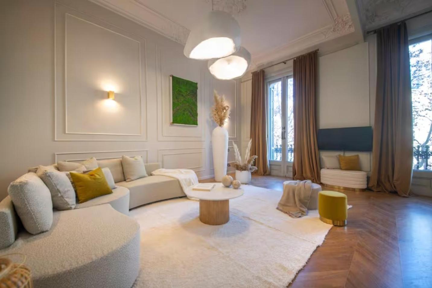 Elegant Nest